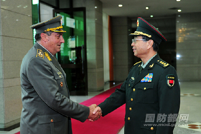 房峰辉与塞尔维亚军队总参谋长会谈--中国国防